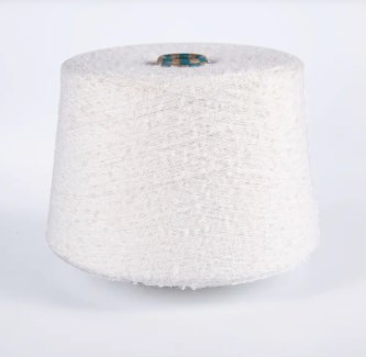 Hvordan forbedrer slitesterkt polyestergarn med høy ytelse stoffets holdbarhet?